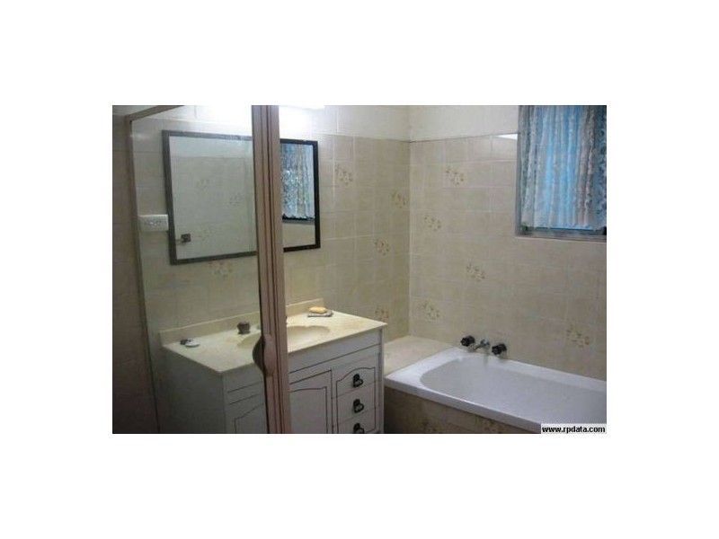 21 Mayfair Street, Point Vernon QLD 4655