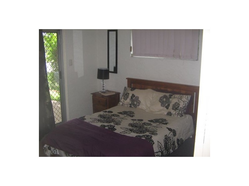 21 Mayfair Street, Point Vernon QLD 4655