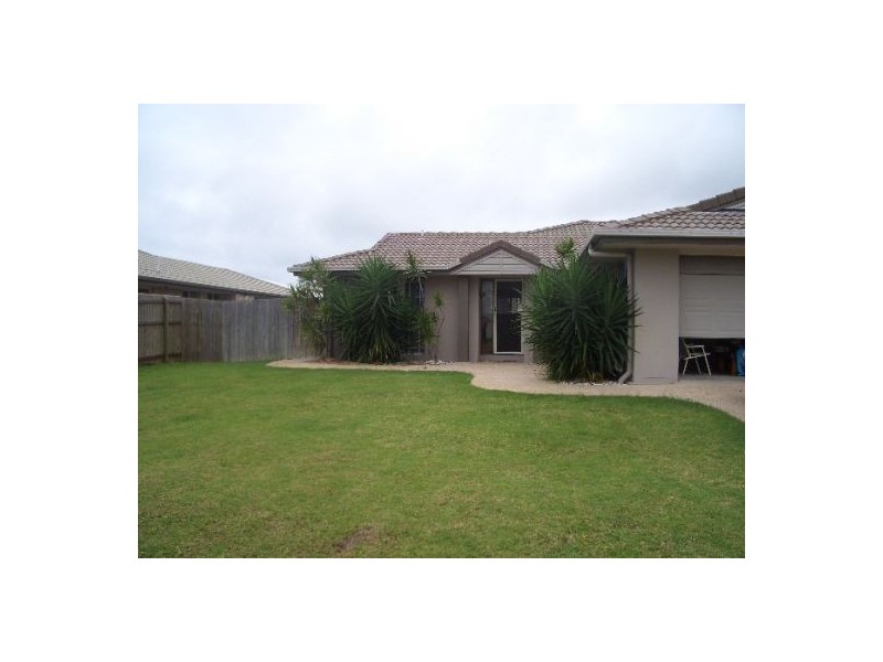 76 Northshore Ave, Toogoom QLD 4655