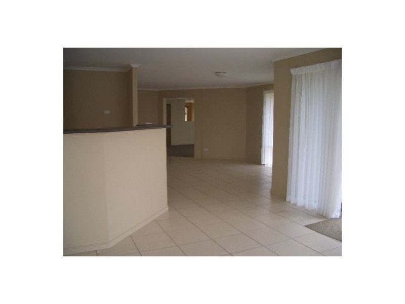 76 Northshore Ave, Toogoom QLD 4655