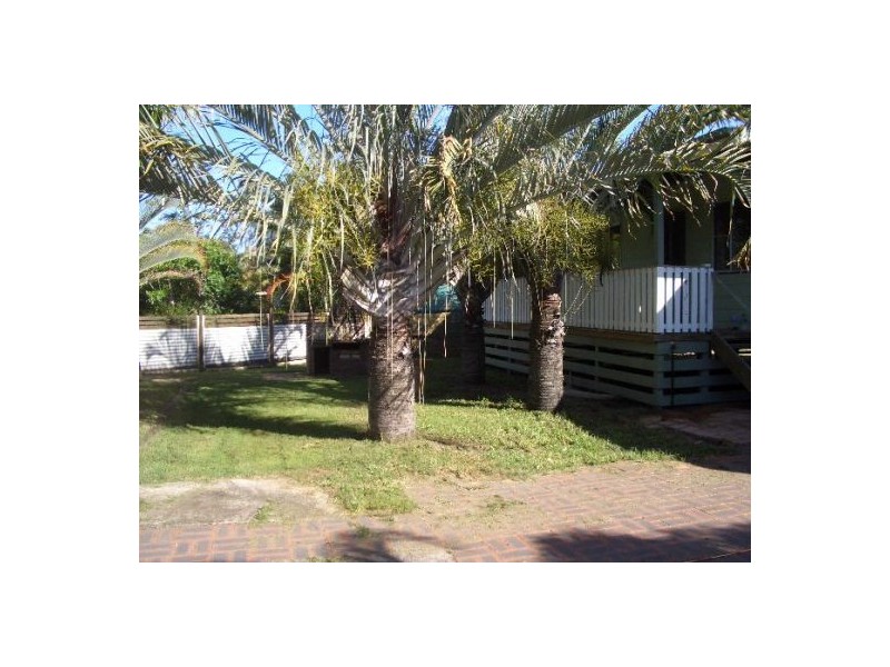 111 Kingfisher Pde, Toogoom QLD 4655