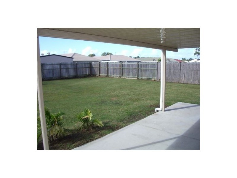 9 Kensi Court, Point Vernon QLD 4655