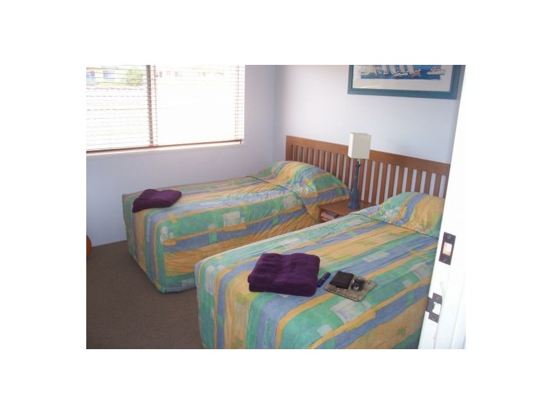 GSSM 17 Buccaneer Ave, Urangan QLD 4655