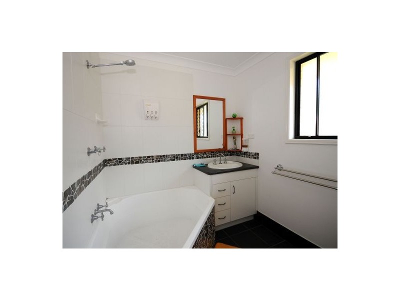 12 La Borde Court, Urraween QLD 4655