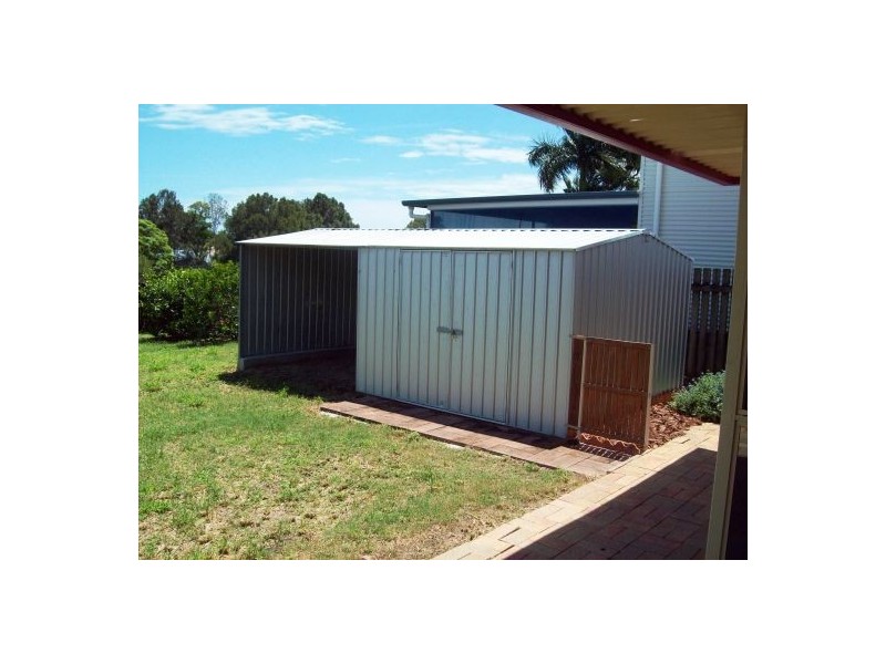 2 Bruce Street, Torquay QLD 4655