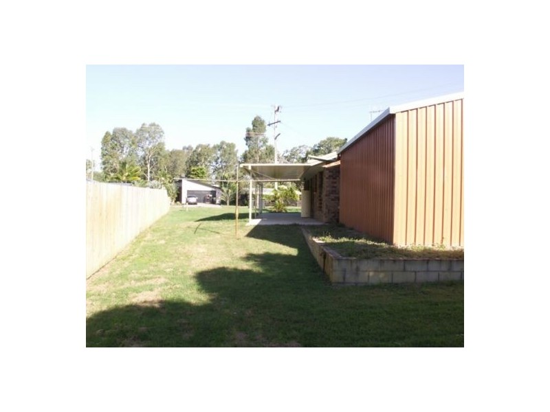 57 Jeppesen, Toogoom QLD 4655