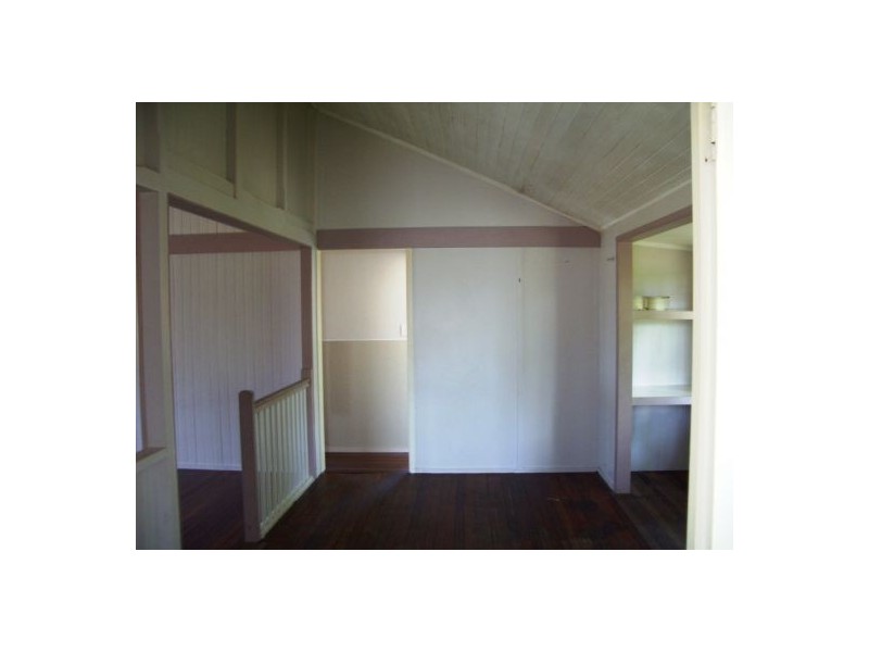168 Cypress Street, Urangan QLD 4655