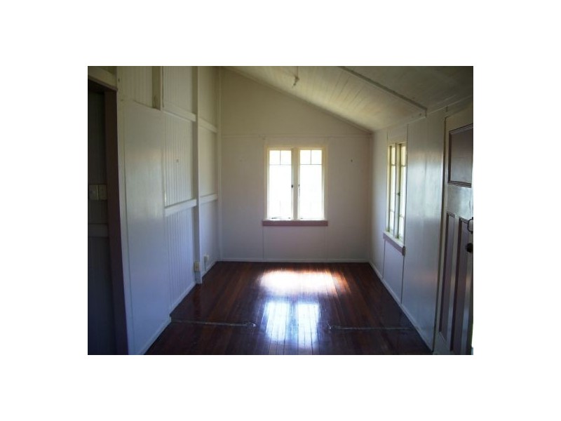 168 Cypress Street, Urangan QLD 4655