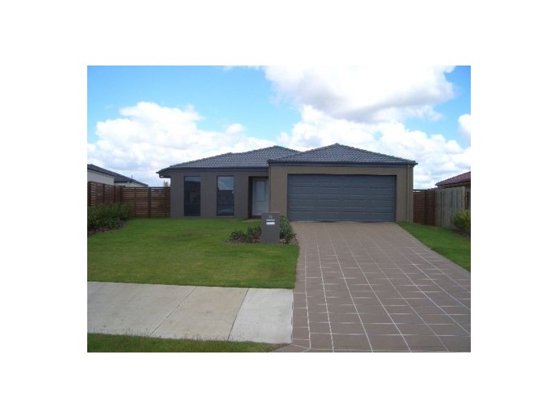 50 Endeavour Way, Eli Waters QLD 4655