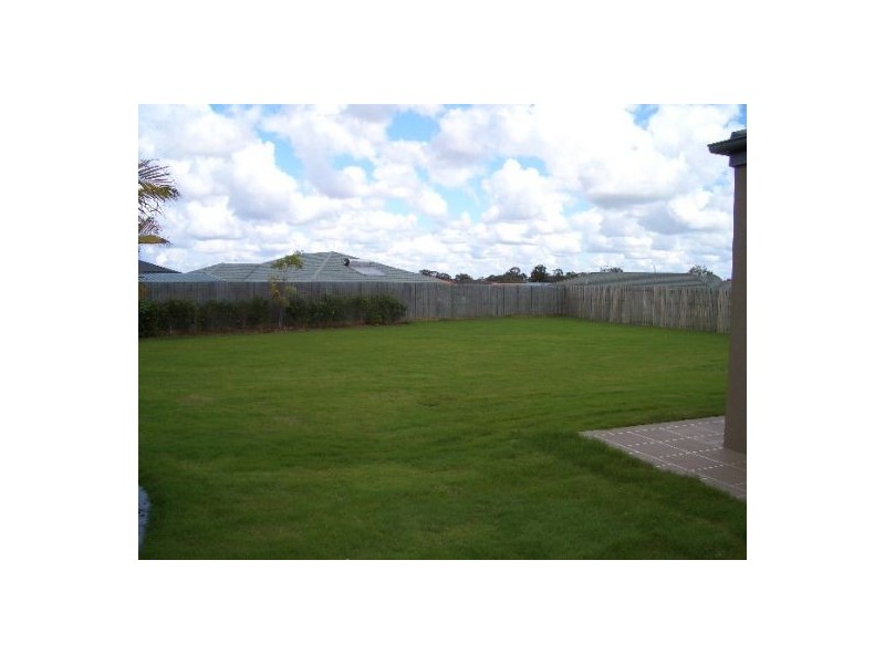 50 Endeavour Way, Eli Waters QLD 4655