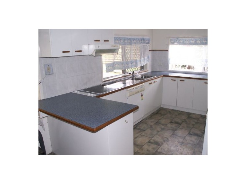 4 Tooth Street, Pialba QLD 4655