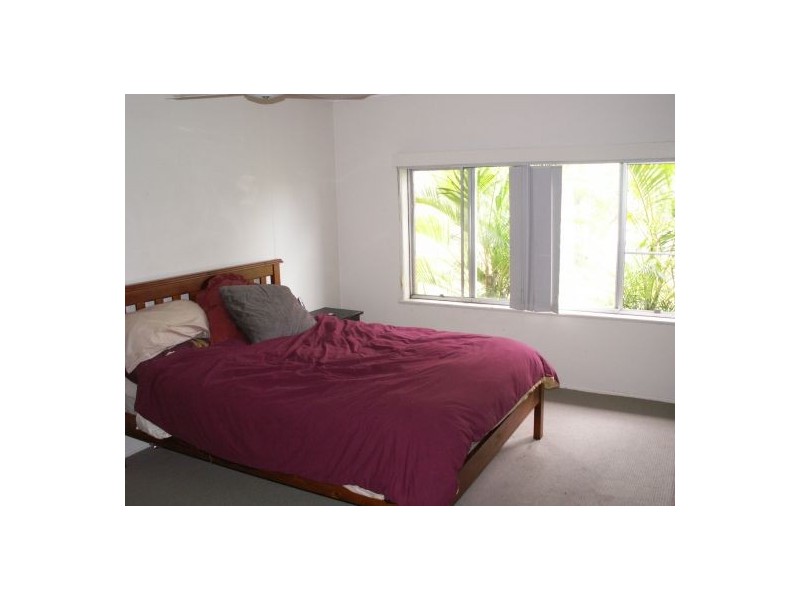 4 Tooth Street, Pialba QLD 4655