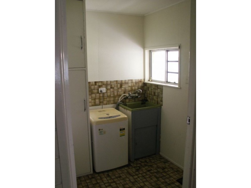 4 Tooth Street, Pialba QLD 4655