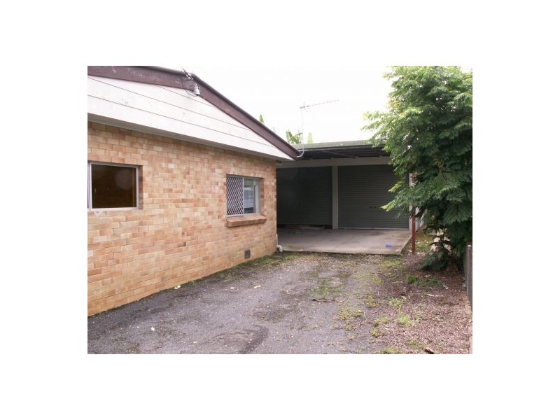 4 Tooth Street, Pialba QLD 4655