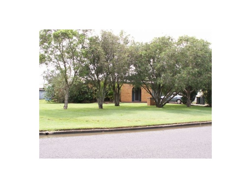 4 Tooth Street, Pialba QLD 4655