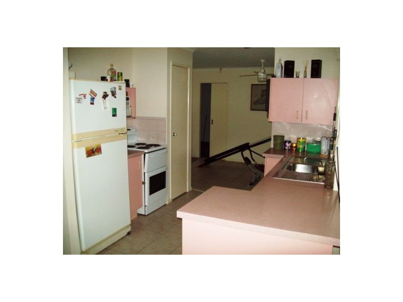 6 Cassandra Cresent, Urangan QLD 4655