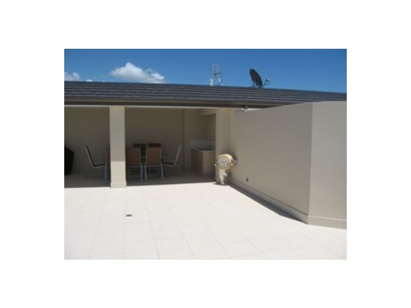 606/468 Esplanade, Torquay QLD 4655