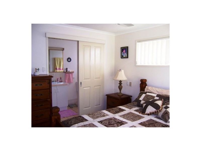 16 Meledie Ave, Kawungan QLD 4655