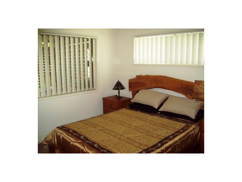 16 Meledie Ave, Kawungan QLD 4655