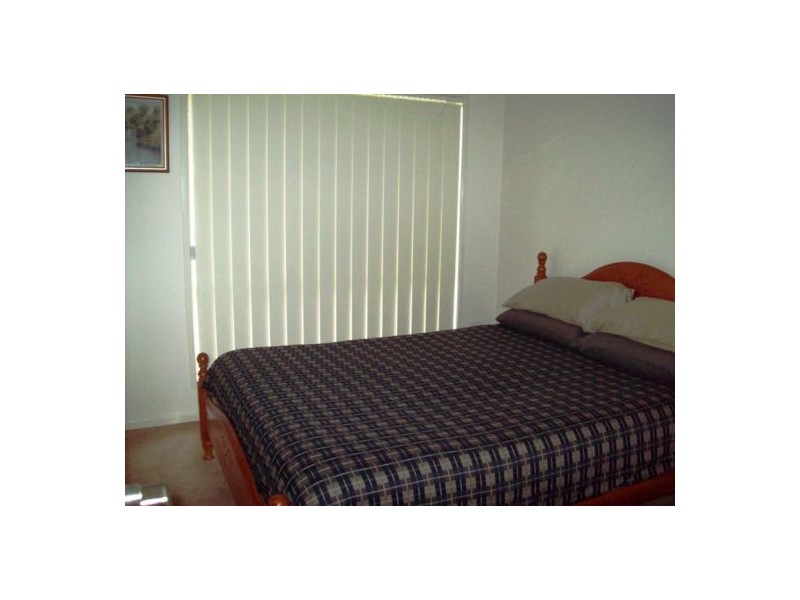 16 Meledie Ave, Kawungan QLD 4655