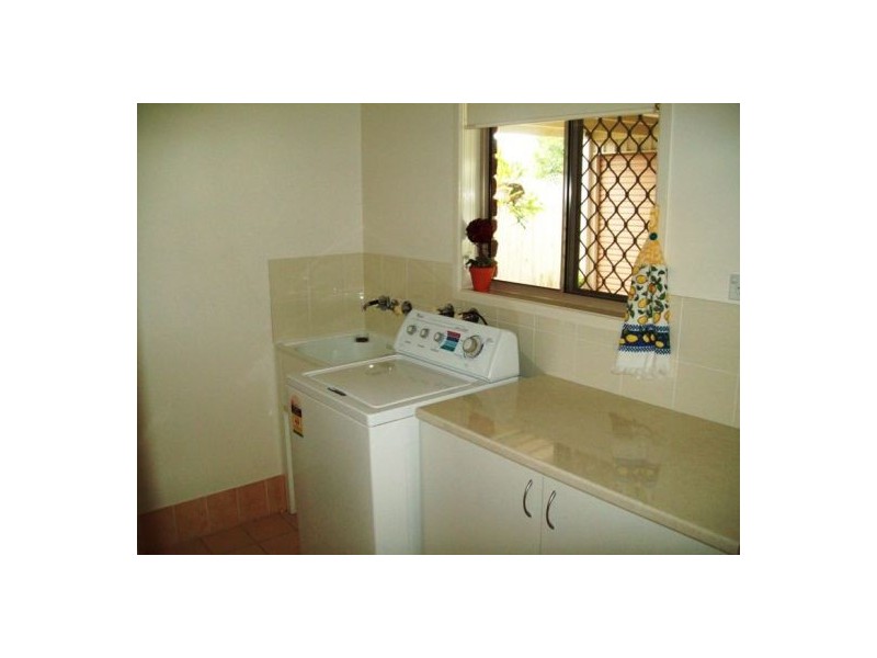 16 Meledie Ave, Kawungan QLD 4655