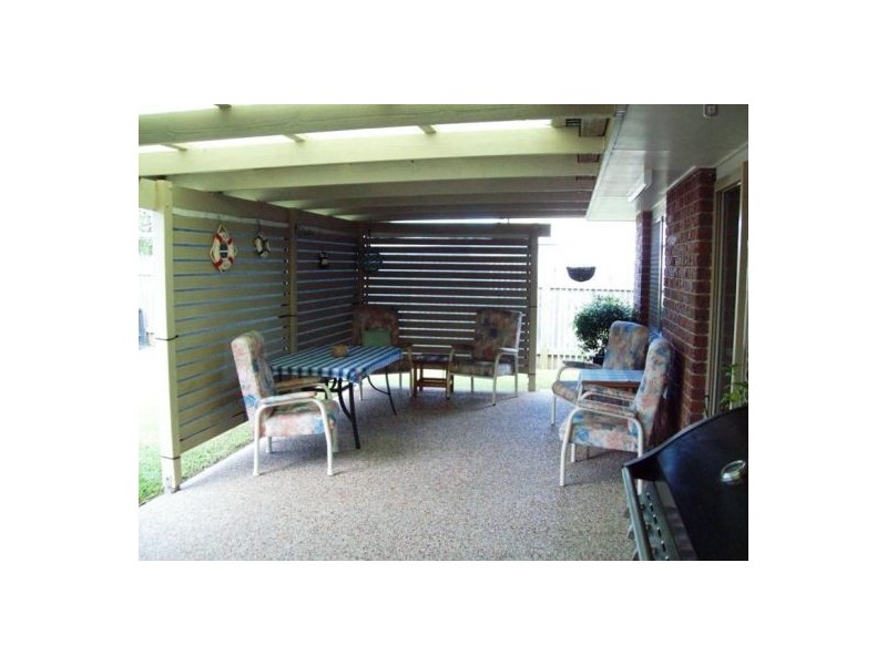 16 Meledie Ave, Kawungan QLD 4655