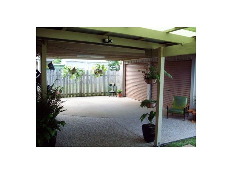 16 Meledie Ave, Kawungan QLD 4655