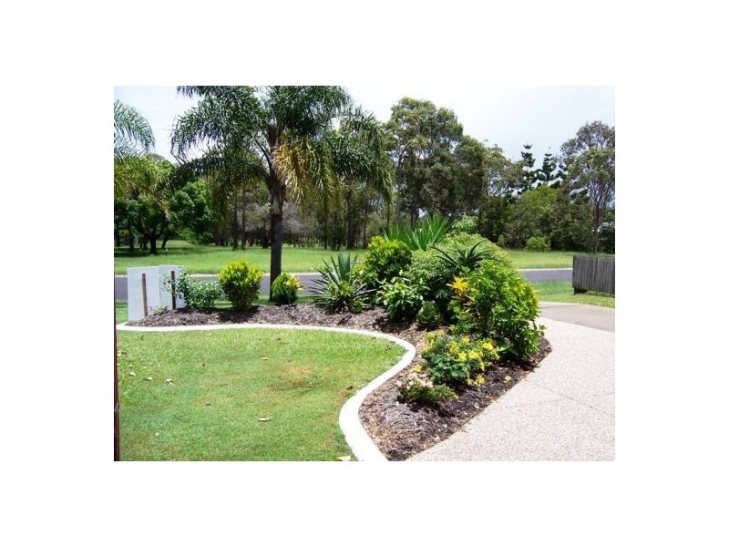 16 Meledie Ave, Kawungan QLD 4655