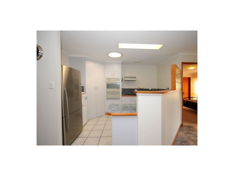 21 Wattlebird Lane, Eli Waters QLD 4655