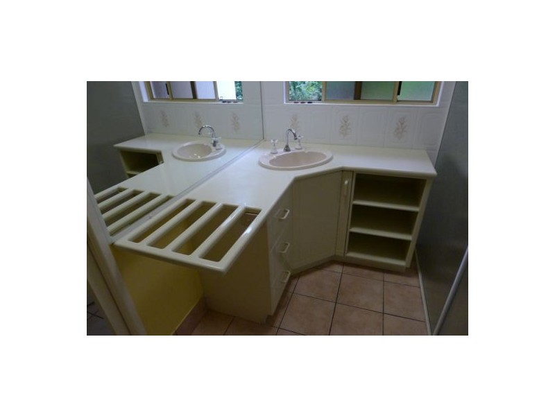 4-6 Victor Drive, Kawungan QLD 4655