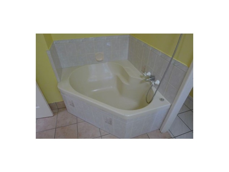 4-6 Victor Drive, Kawungan QLD 4655