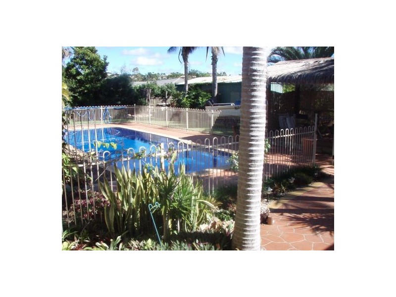 4-6 Victor Drive, Kawungan QLD 4655