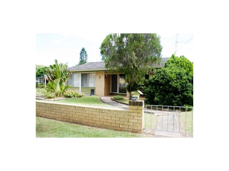 7 King Street, Urangan QLD 4655