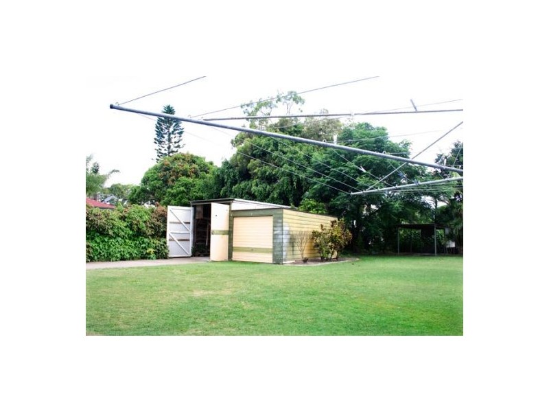 7 King Street, Urangan QLD 4655