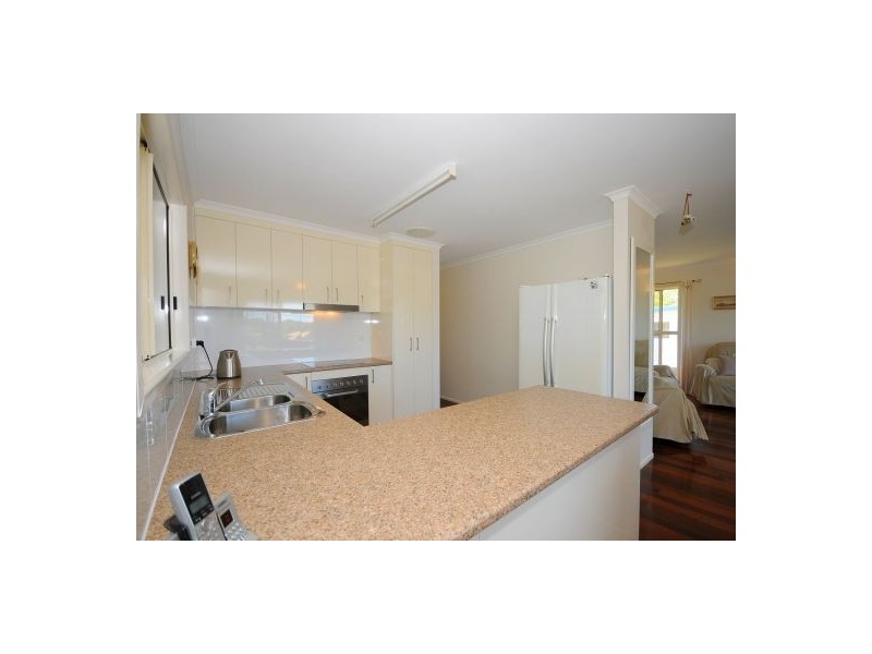 13 GIBBS STREET, Urangan QLD 4655