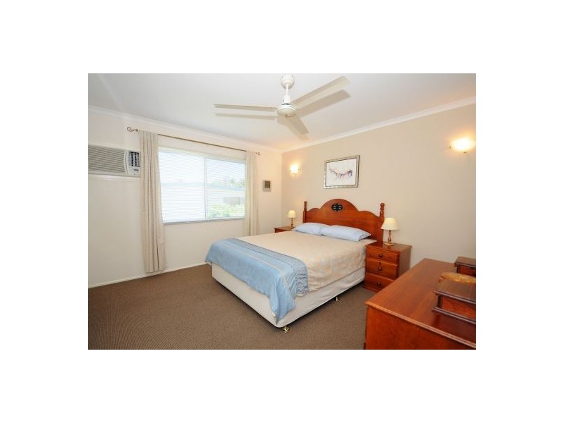 13 GIBBS STREET, Urangan QLD 4655