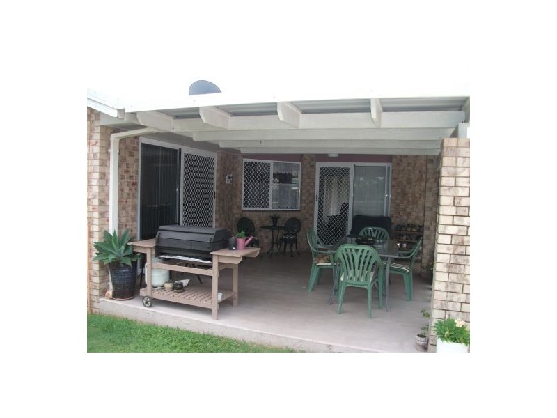 10 Bergin Court, Torquay QLD 4655