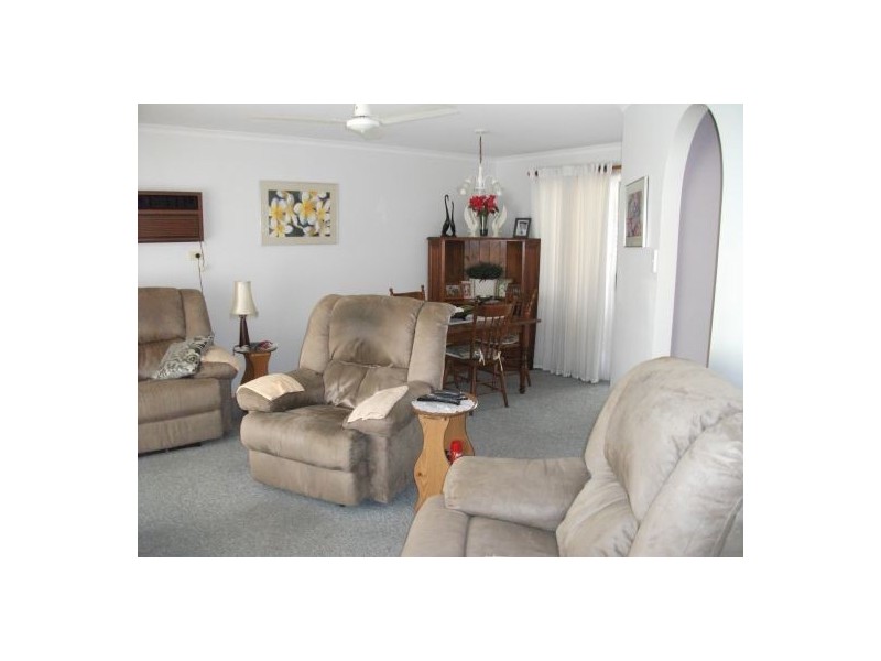 10 Bergin Court, Torquay QLD 4655