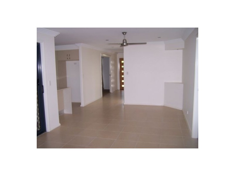 4 Seaway Parade, Toogoom QLD 4655