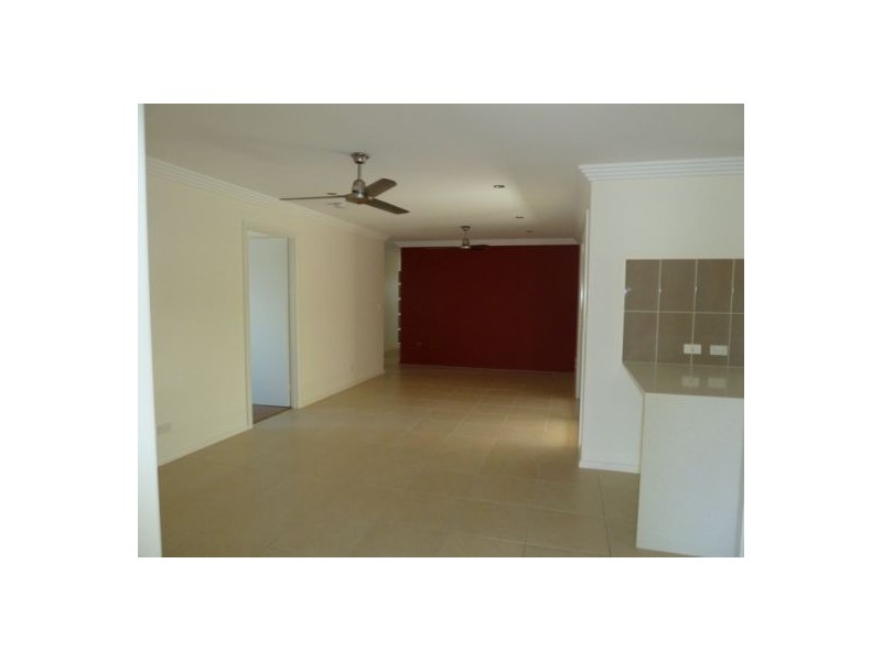 4 Seaway Parade, Toogoom QLD 4655