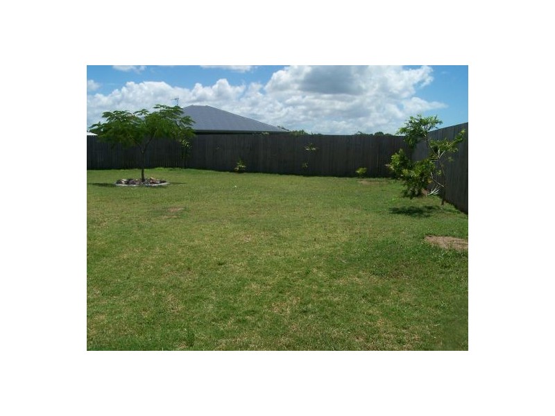 4 Seaway Parade, Toogoom QLD 4655