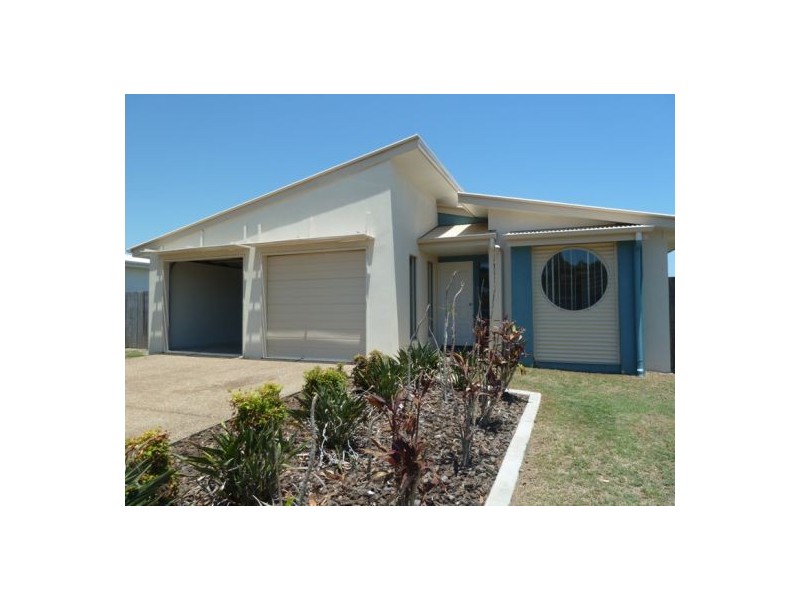 19 Swanview Drive, Toogoom QLD 4655