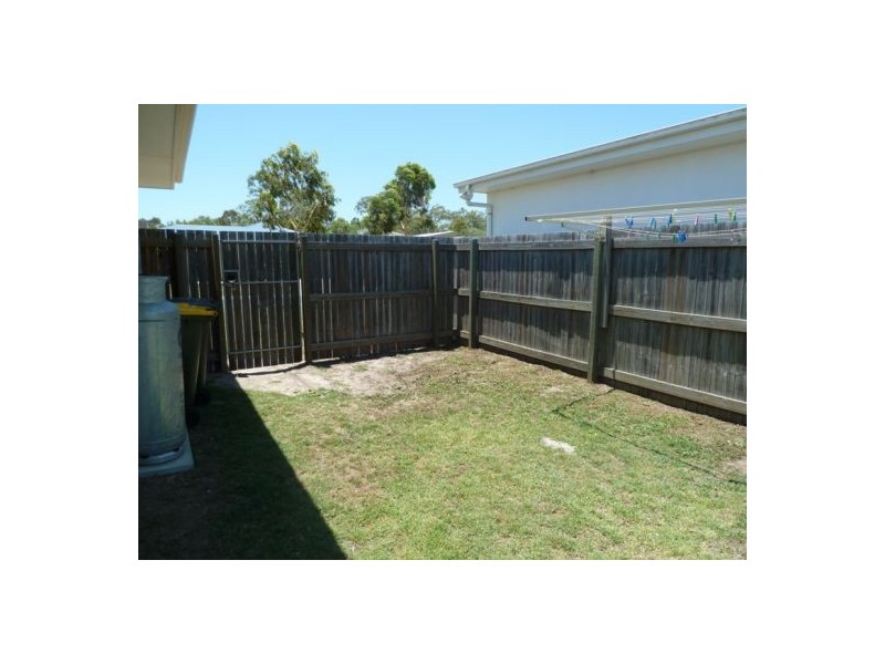 19 Swanview Drive, Toogoom QLD 4655