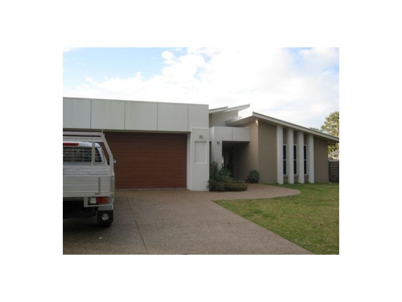 1/32-34 Hughes Road, Torquay QLD 4655