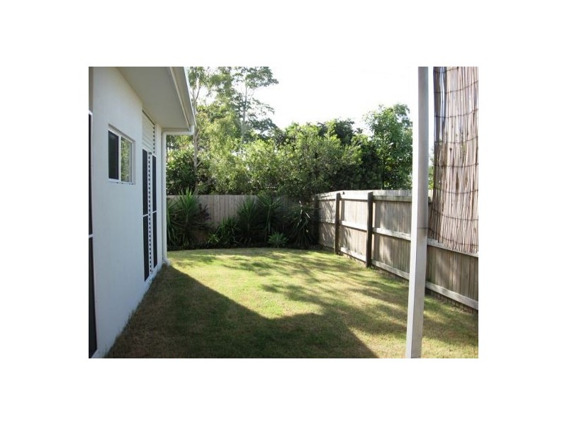 30 Wave Court, Toogoom QLD 4655