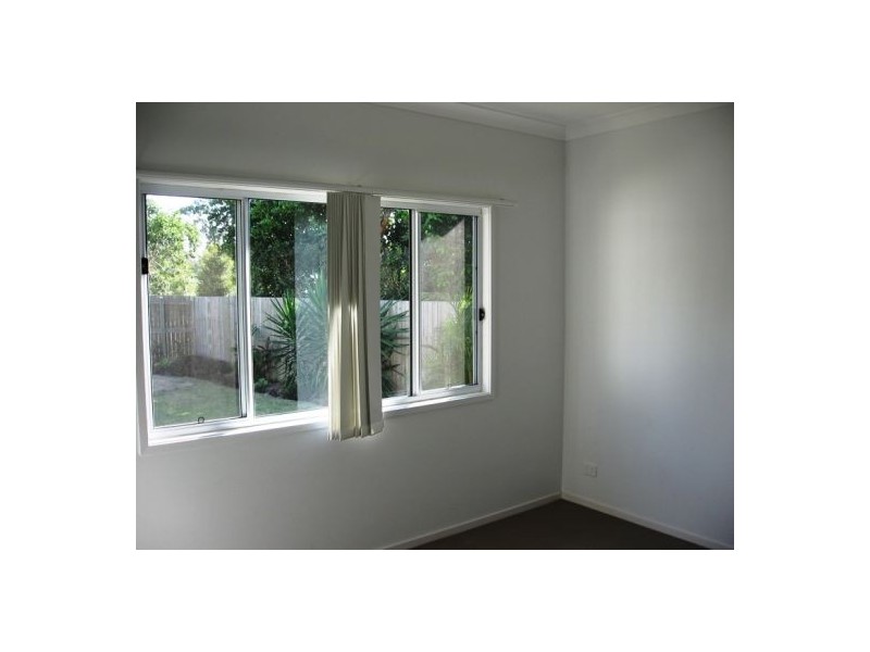 30 Wave Court, Toogoom QLD 4655