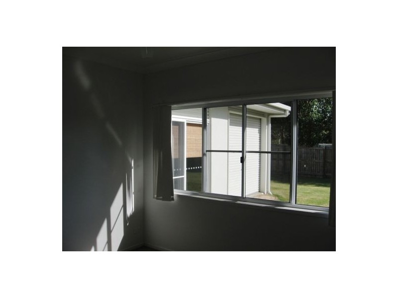 30 Wave Court, Toogoom QLD 4655