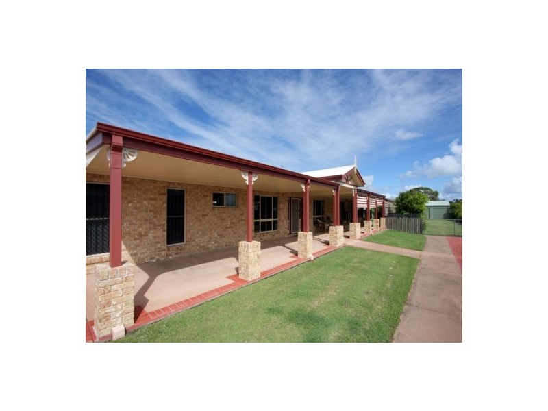 29 Bayrise Drive, Urangan QLD 4655