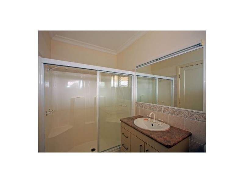 29 Bayrise Drive, Urangan QLD 4655