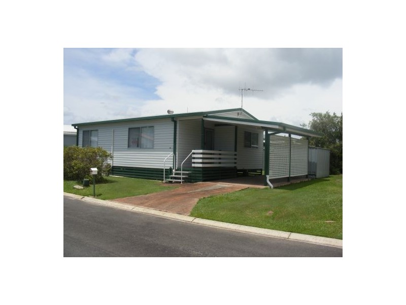 Eli Waters QLD 4655